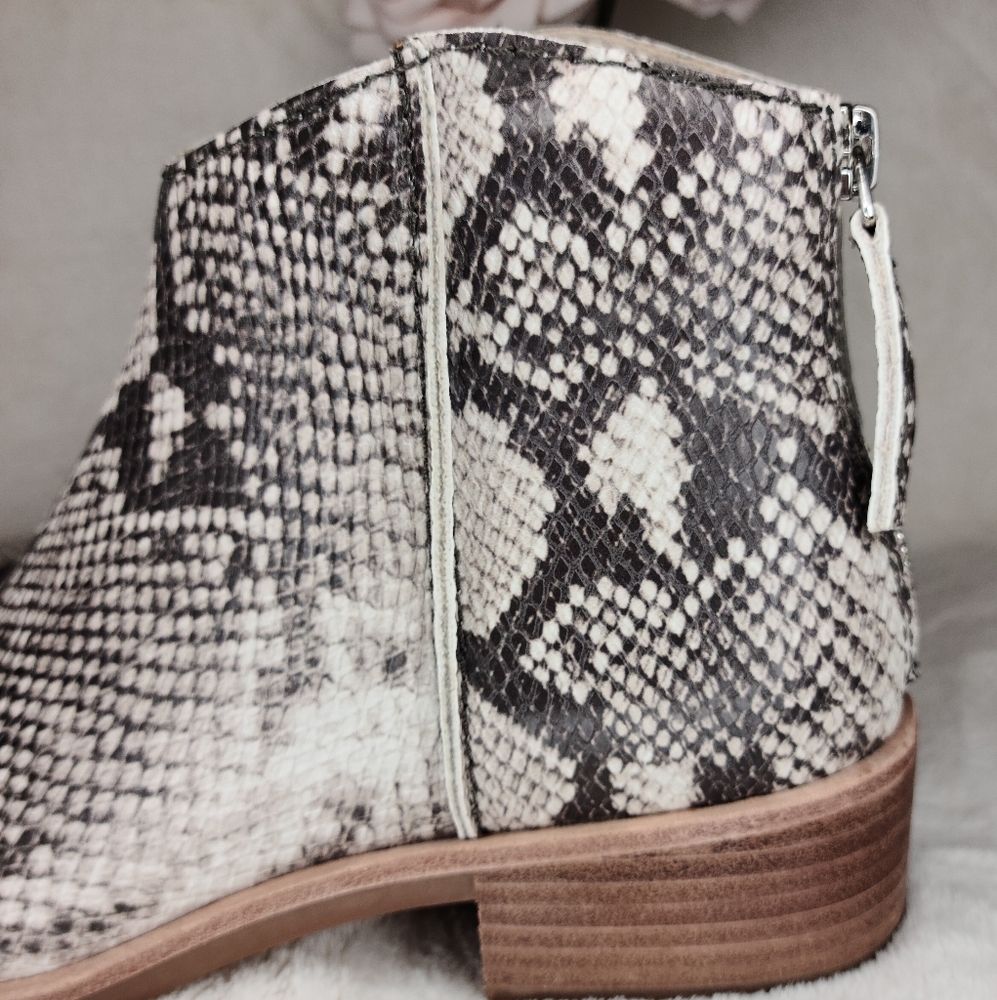 Snake Print Booties - Picture 7 of 9